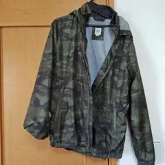 GAPKIDS 迷彩柄フード付きナイロンジャケット