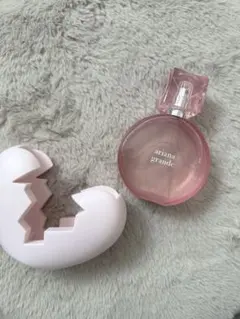 Ariana Grande Thank U Next 香水 100mlのサムネイル