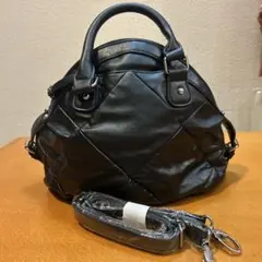 黒 レザー キルティング ショルダーバッグ