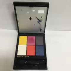 コフレドール　アイシャドウパレット01のサムネイル