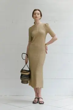 Bibiy. HONEY BEE DRESS - メルカリ