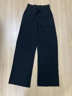 ユニクロ　ウォッシャブルニットリブパンツ　M
