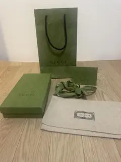 GUCCI ギフトボックスセット 緑