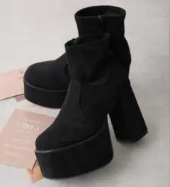 厚底太ヒール スクエアトゥ ストレッチブーツ