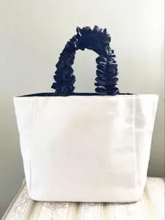 フリルハンドル ホワイトトートバッグ
