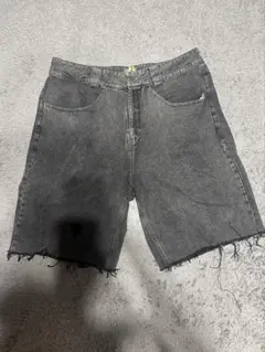 Fackupclothes fat fuc グレー 刺繍ショートパンツ Fackupclothes fat fuc グレー 刺繍ショートパンツ