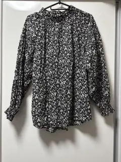 花柄長袖ブラウス　global work