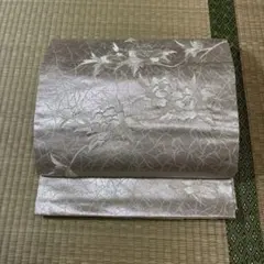 銀色地 牡丹模様 名古屋帯松葉仕立て太鼓柄1703のサムネイル