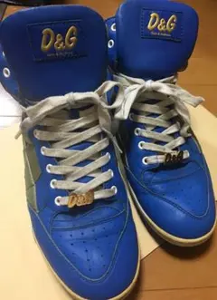 ゴールド スニーカー