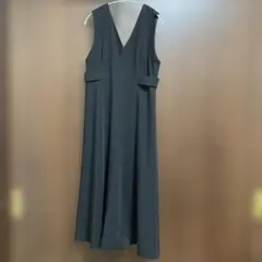 NATURAL BEAUTY BASICワンピース　ジャンパースカート　ブラック