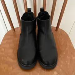 Item thumbnail for item 5323ed63-0626-4ee0-ac6d-aff9e9a77a76