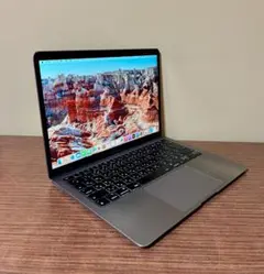 高性能な MacBook Air 2020 Retina、8GB、256GB