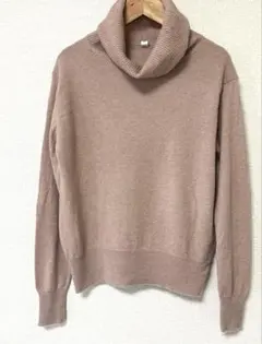 ユニクロ　カシミヤ100% タートルネックセーター　M くすみピンク