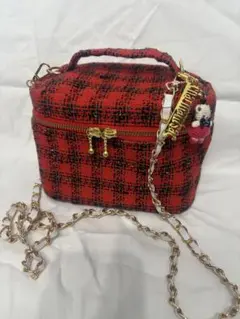 ファミリア　シャルマントサックコラボバニティ　赤