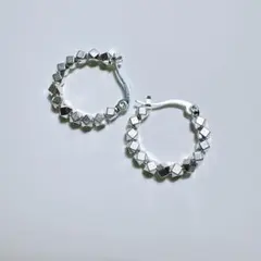 【新品】シルバー 多面体 フープピアス