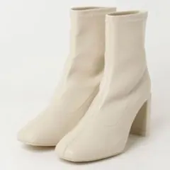 LOWRYSFARM ストレッチヒールブーツ アイボリー Lサイズ アイボリー