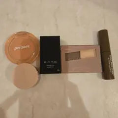 チーク、アイブロウ、シャドウセット