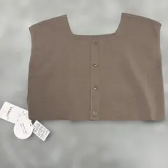ニットベスト