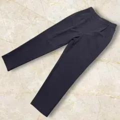 ジーユー【M】スラックス　濃ブラウン　ストレートパンツ　長ズボン　暖かい