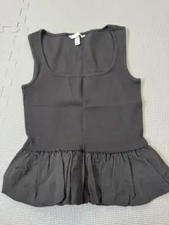 H&M ぺプラムタンクトップ XS