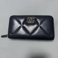 『レイ様専用』CHANEL シャネル 19 ラウンドファスナー 長財布 ブラックのサムネイル