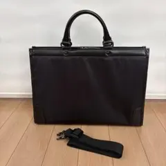 Item thumbnail for item c25fe804-efe2-4b92-a4de-2816c219bb44