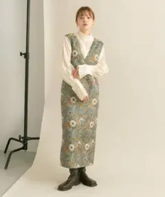 新品タグ付き　KBF♡ジャガードIラインワンピース サイズ36 アンバー