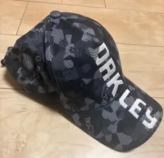 【状態良好】OAKLEY オークリー キャップ カモフラ柄 ゴルフ