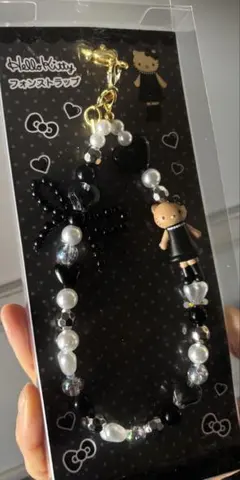 ハローキティ ビーズストラップ 黒・白　スタイルアップ　ギャル　足長　サンリオ