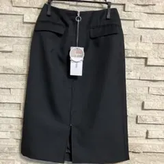 【新品未使用】ナチュラルビューティーベーシック 黒タイトスカート