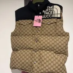 2026年最新】GUCCIベストの人気アイテム - メルカリ