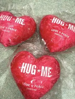 HUG ME by LOVE & PEACE PARFUMS クッション セット