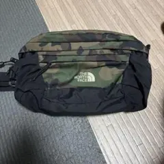 「美品」THE NORTH FACE カモフラージュ ボディバッグ