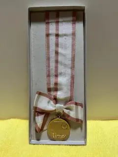 Item thumbnail for item 68e63b80-58d7-4a73-add6-140ef0f6b57f