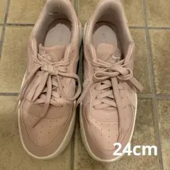 【最終値下げ】Nike AIR FORCE 1 ’07（ピンク）24cmのサムネイル