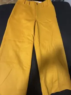 amachi. イエロースラックス