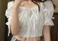 ホワイトブラウスガーリー