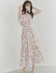 SNIDEL Sustainableフリルプリーツワンピース