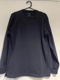 【UNIQLO】ダークブルー 長袖カットソー