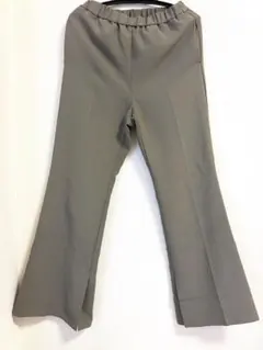 Mila Owen スラックス パンツ カーキ 0