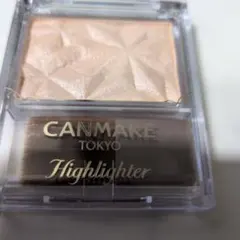 美品　CANMAKEなどアイシャドウ３つ