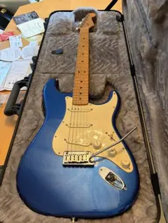 FenderUSAアメリカンウルトラストラトキャスターコブラブルー無傷 FenderUSAアメリカンウルトラストラトキャスターコブラブルー無傷