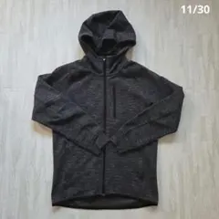 UNIQLO グレーパーカー ジップアップ Sサイズ