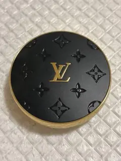 LOUIS VUITTON LVオンブル 951 アイシャドウ パレットのサムネイル