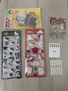マシュマロシール　モノクロキティ＆ベイマックス　ミニシール帳完成品　おまけシール