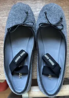 miu miu グレー フラットシューズ 37