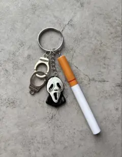 キーホルダー☆タバコ　手錠　ガチャガチャ　メンズ　小物