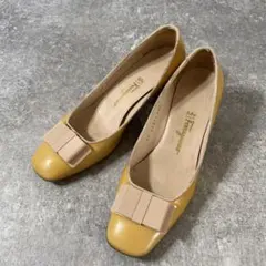 フェラガモ　パンプス ヴァラリボン イエロー　エナメル　23cm