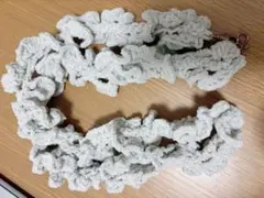 【ハンドメイド】フリルスマホショルダーストラップ