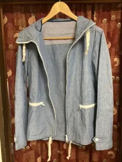 シップス　SHIPS　パーカー　日本製　Sサイズ　水色